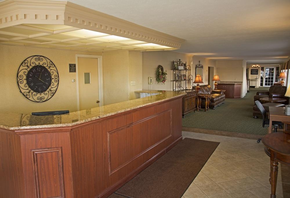 Magnuson Grand Pioneer Inn And Suites Escanaba Exteriér fotografie