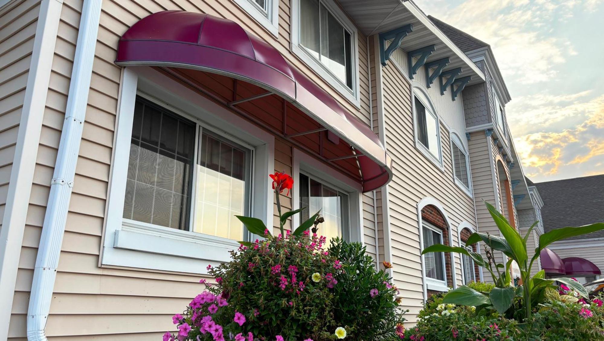 Magnuson Grand Pioneer Inn And Suites Escanaba Exteriér fotografie