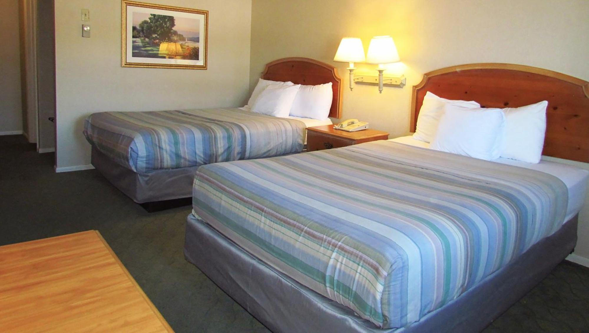 Magnuson Grand Pioneer Inn And Suites Escanaba Exteriér fotografie