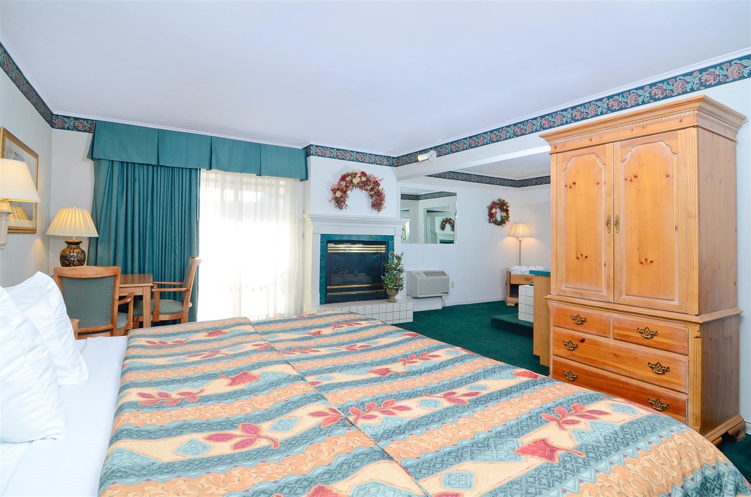Magnuson Grand Pioneer Inn And Suites Escanaba Pokoj fotografie